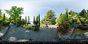 Mainau 2015 bei
                                                  der
                                                  Blumenwassertreppe