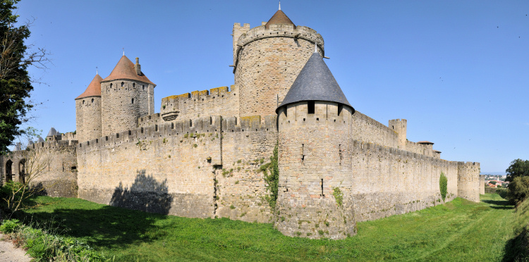 Blick auf die S�d-Ost
                                          Ecke von Carcassonne