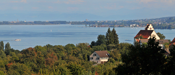 Blick vom Wasserturm Horn
                                          auf den Untersee, Reichenau
                                          und Konstanz