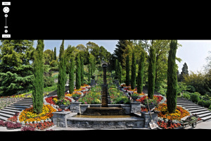 Italienische
                                          Blumen-Wassertreppe auf der
                                          Mainau im Bodensee